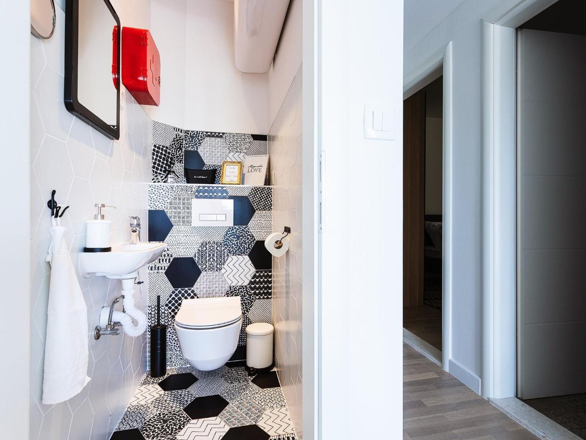 Apartament Black & White St - Comfort Two Bedroom With Balcony Split